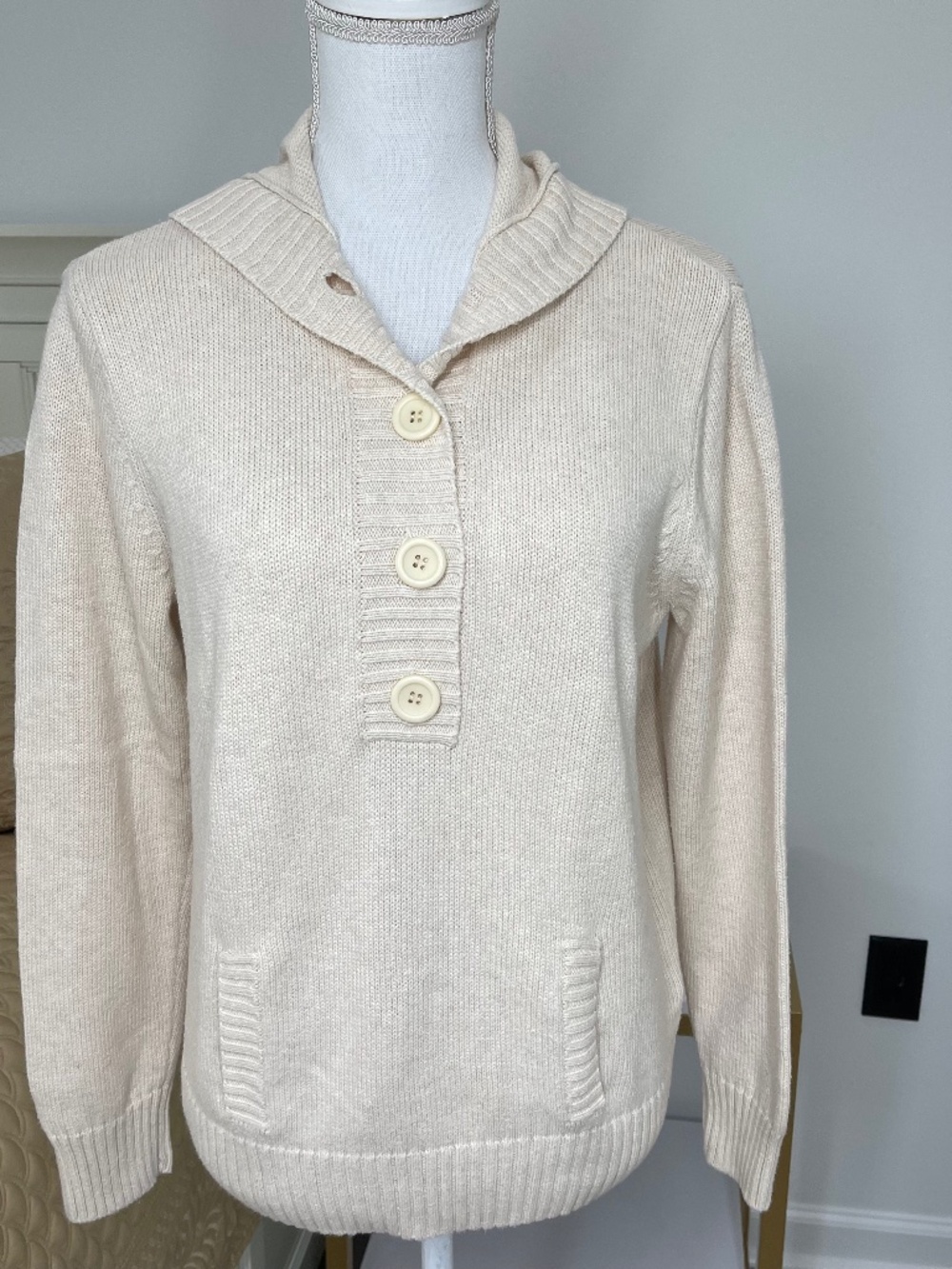 Hooded Sweater by Pria size Large